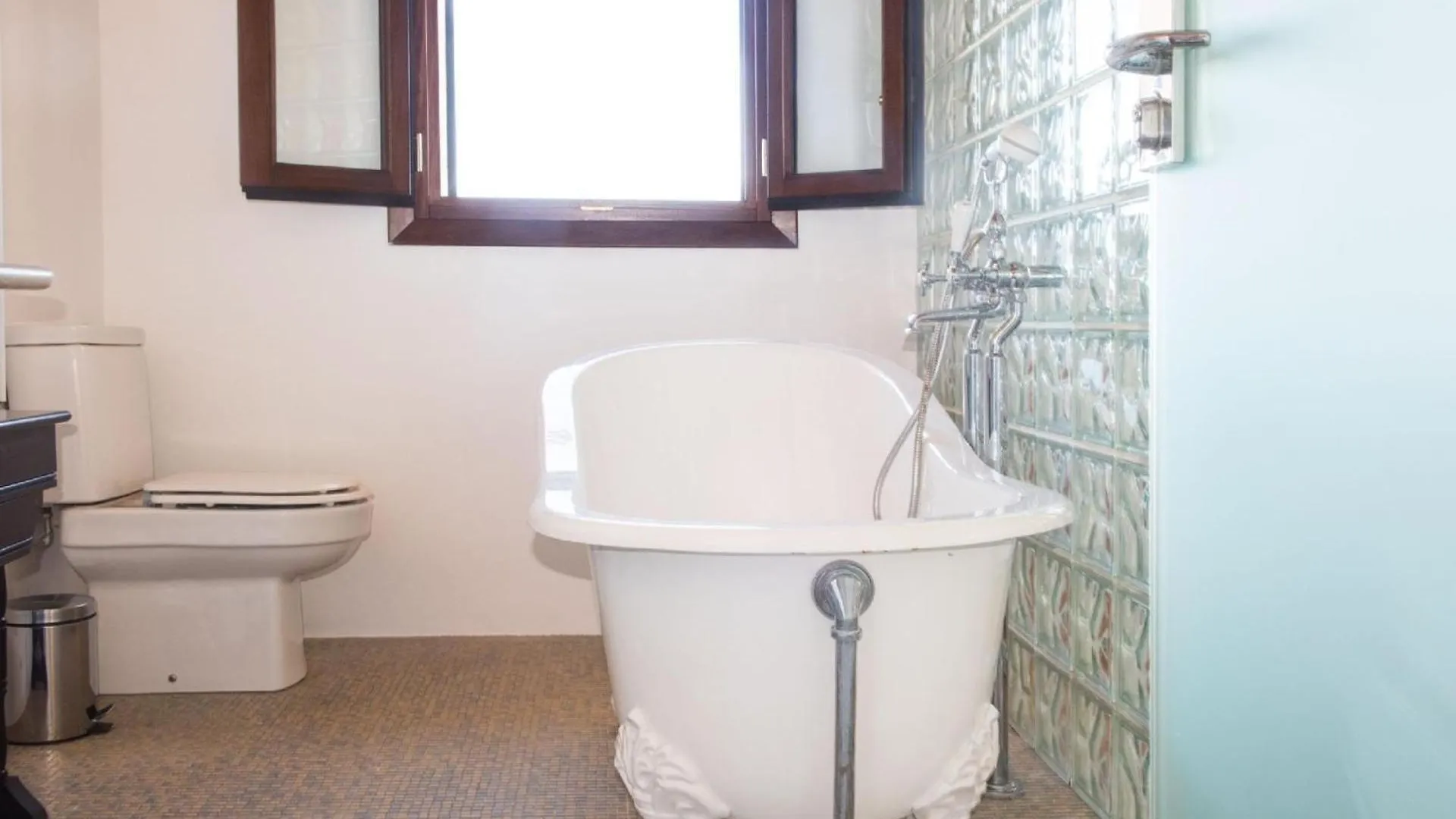 Landhausvilla Fuer 6 Personen In Porto Cristo Mallorca, 3 Schlafzimmer, Privater Pool Manacor